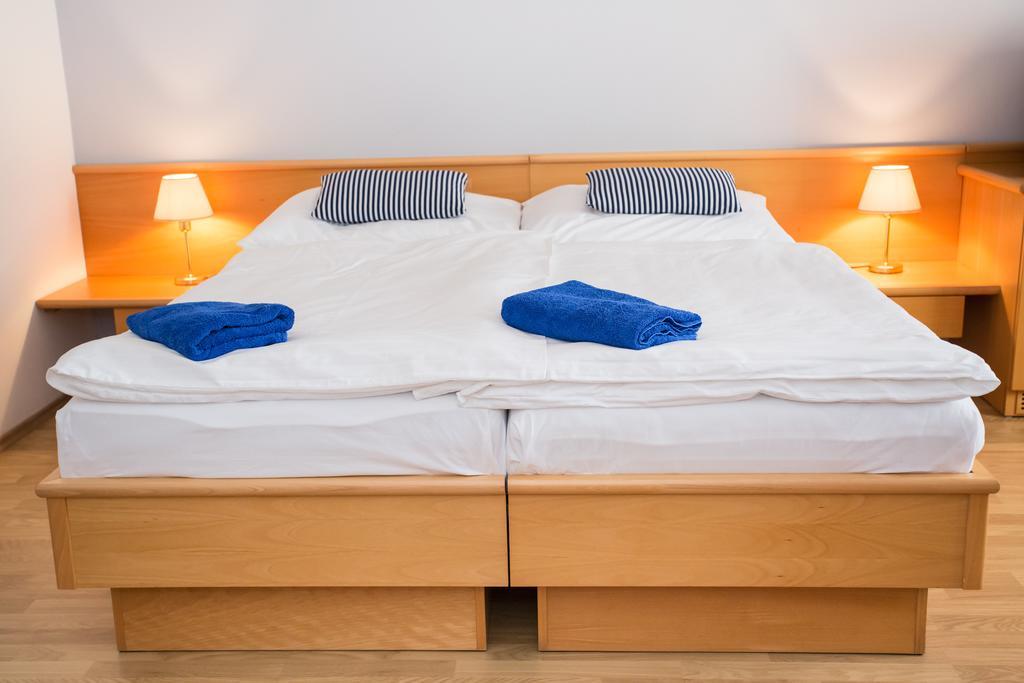 Hotel Laguna Ceske Budejovice Rum bild