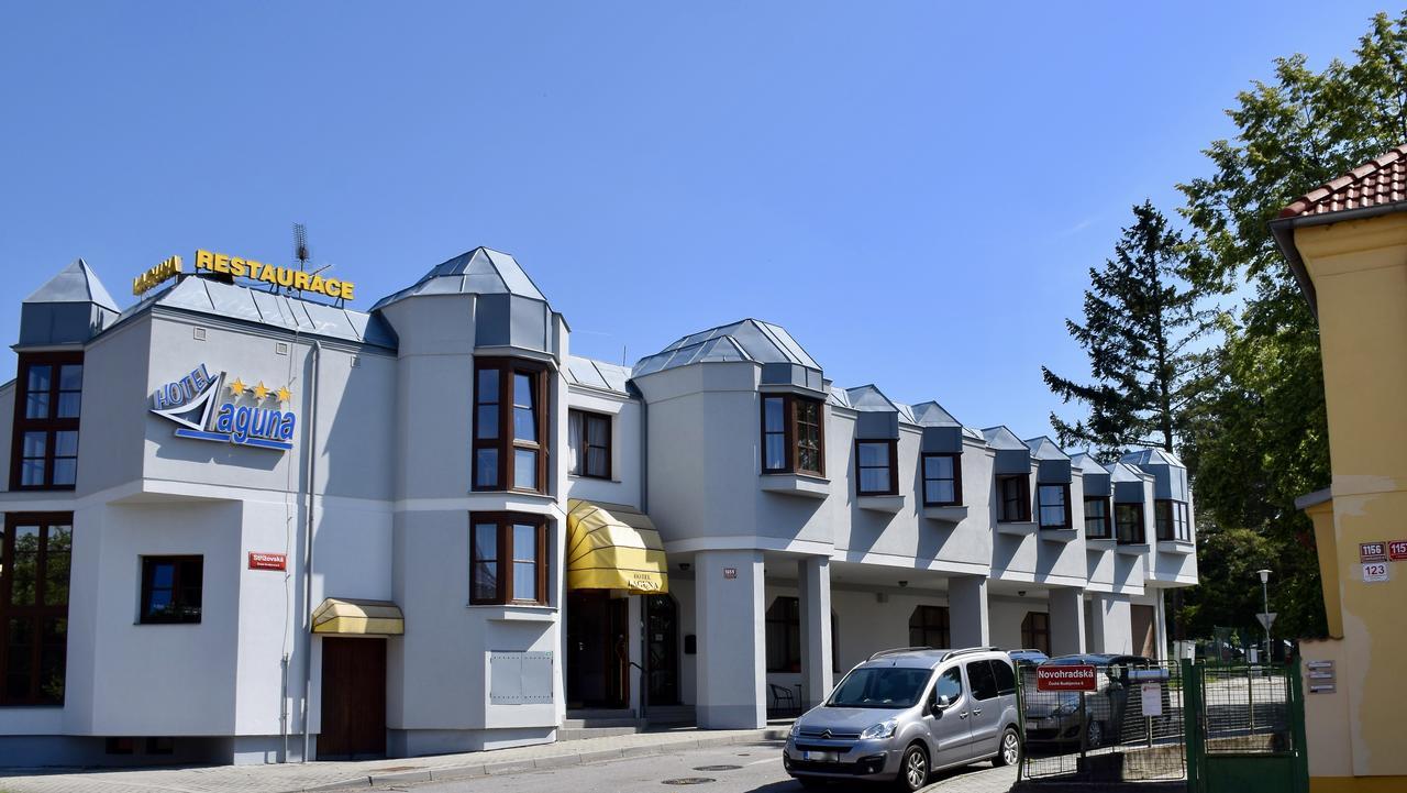 Hotel Laguna Ceske Budejovice Exteriör bild